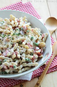 Creamy-Pasta-Salad-with-Bacon-Peas-Bell-Peppers
