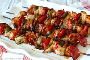 chipotle-honey-chicken-skewers-tastefully-simple3 chipotle-honey-chicken-skewers-tastefully-simple3